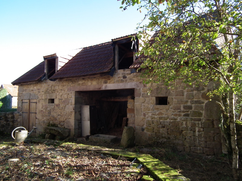 French property for sale in Auzances, Creuse - &#8364;49,600 - photo 4