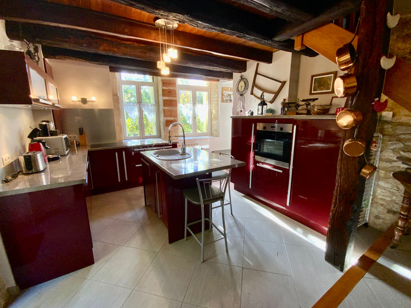 French property for sale in Montignac-Lascaux, Dordogne - €385,000 - photo 6