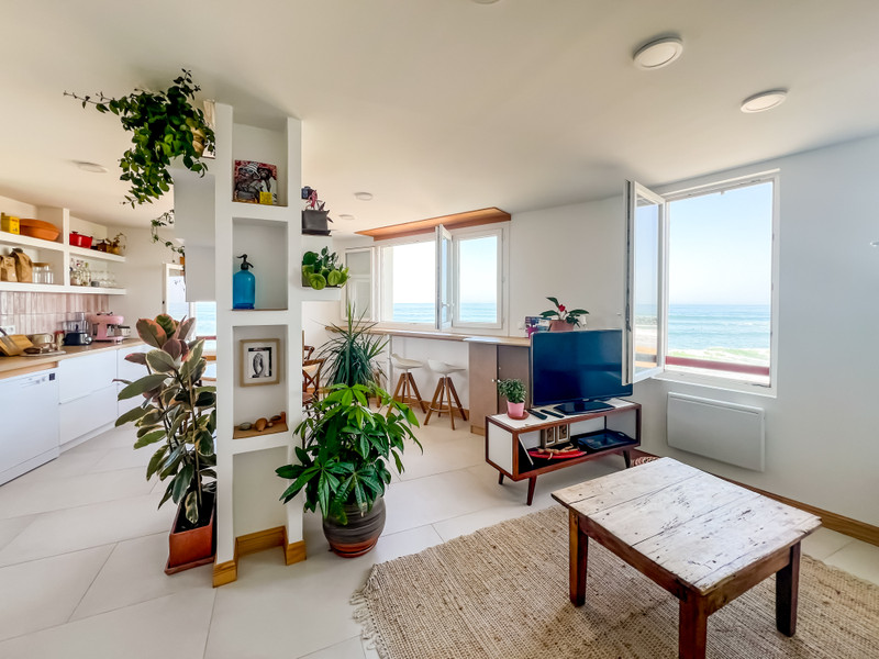 French property for sale in Anglet, Pyrénées-Atlantiques - €693,000 - photo 1