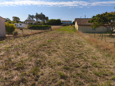 French property for sale in La Rochebeaucourt-et-Argentine, Dordogne - €38,600 - photo 1
