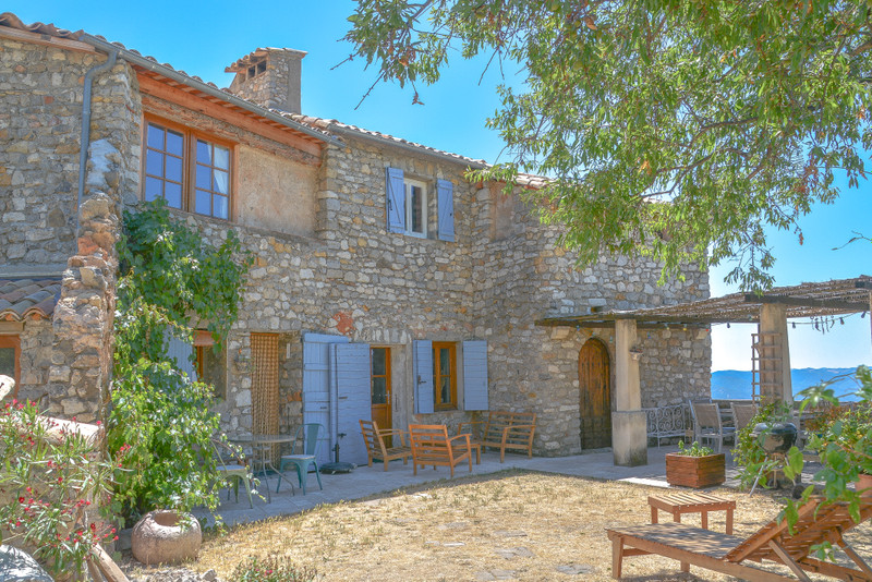 French property for sale in Digne-les-Bains, Alpes-de-Haute-Provence - €798,000 - photo 2