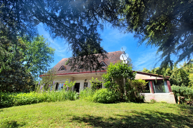 Propriété à vendre à Saint-Savin, Vienne - 162 000 €
