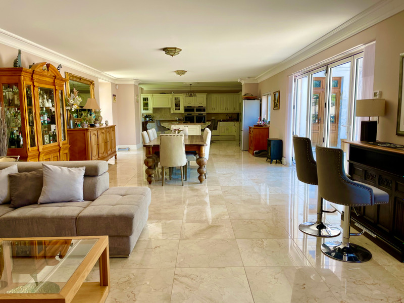 Propriété à vendre à Chef-Boutonne, Deux-Sèvres - 512 000 € - photo 3