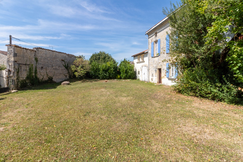 French property for sale in Siecq, Charente-Maritime - photo 2