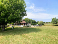 Maison à vendre à Saint-Sulpice-de-Ruffec, Charente - 344.500 € - photo 4