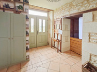 Maison à vendre à Saint-Gervais-les-Trois-Clochers, Vienne - 213.978 € - photo 2