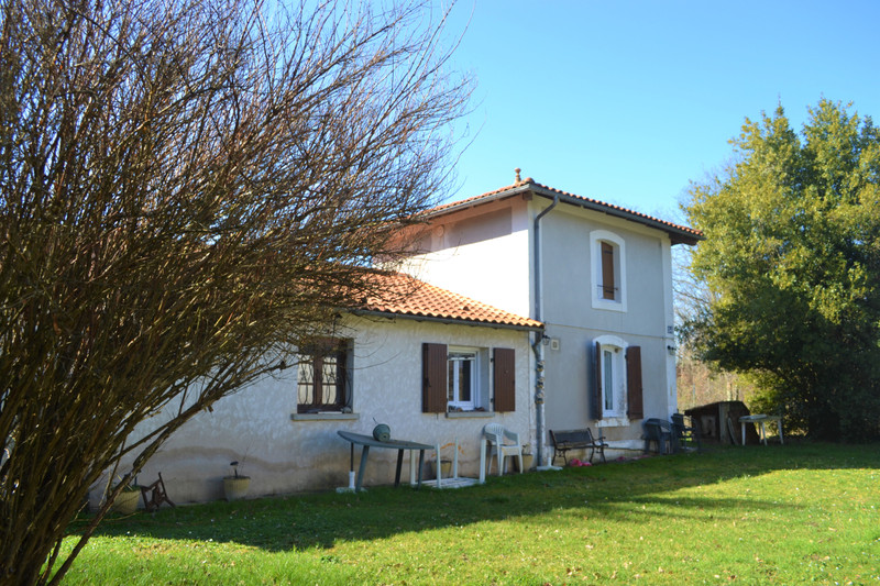 French property for sale in Mornac, Charente - photo 3