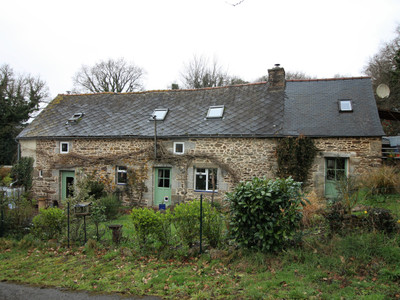 Maison à vendre à Pont-Melvez, Côtes-d'Armor, Bretagne, avec Leggett Immobilier