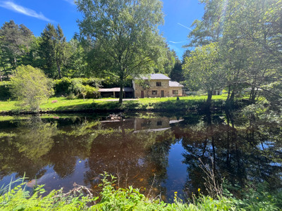 Maison à vendre à Nedde, Haute-Vienne, Limousin, avec Leggett Immobilier