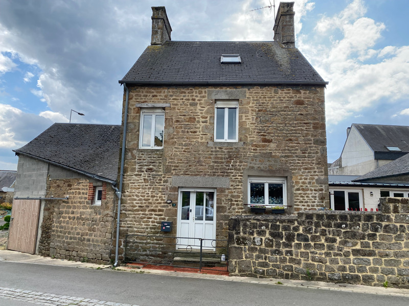 Maison à vendre à Le Teilleul, Manche - 99.500 € - photo 1