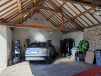 Propriété à vendre à Saint-Éloy-les-Mines, Puy-de-Dôme - 185 000 € - photo n°9