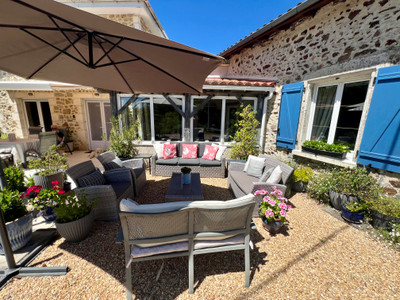 French property for sale in Bussière-Badil, Dordogne - €339,000 - photo 3