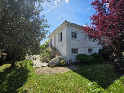 French property for sale in Soyaux, Charente - €169,000 - photo 1