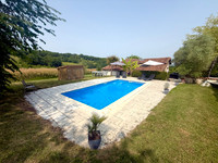 Maison à vendre à Salles-Lavalette, Charente - 275.000 € - photo 2