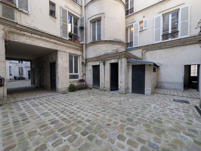 French property for sale in Paris 4e Arrondissement, Paris - €3,500,000 - photo 4