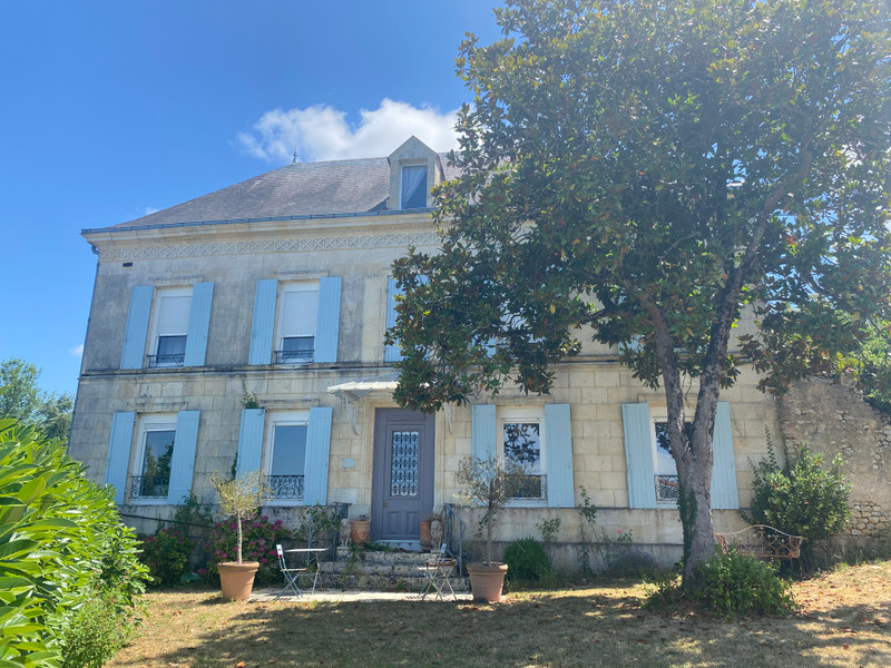 Propriété à vendre à Saint-Thomas-de-Conac, Charente-Maritime - 596 843 €