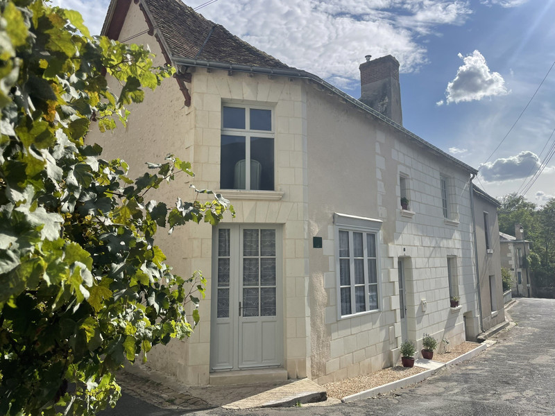 French property for sale in La Guerche, Indre-et-Loire - €172,800 - photo 0