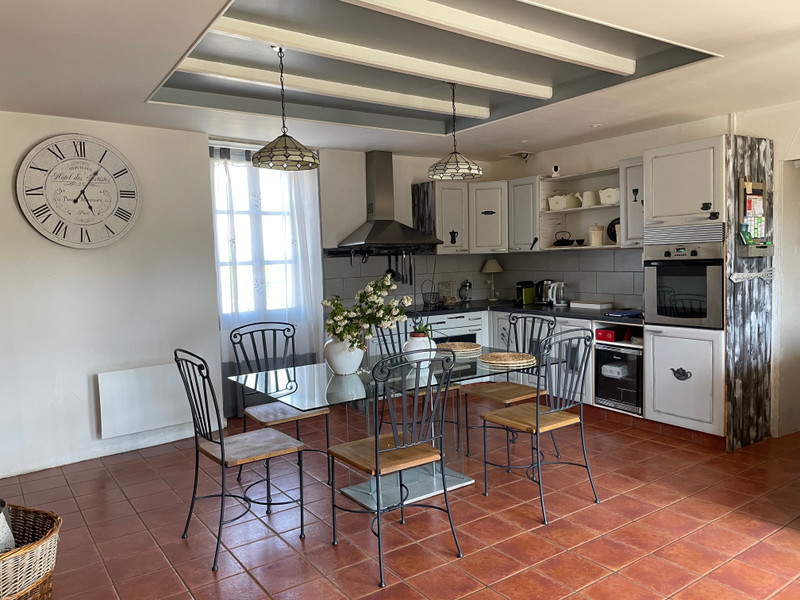 French property for sale in Valdelaume, Deux-Sèvres - &#8364;235,400 - photo 4