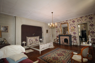 French property for sale in Confolens, Charente - €450,000 - photo 5