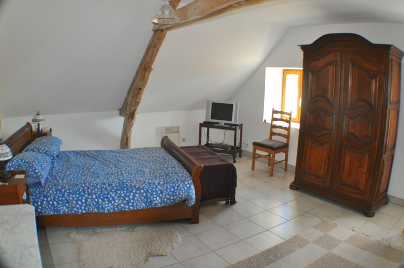 French property for sale in Noyant-Villages, Maine-et-Loire - €249,950 - photo 6