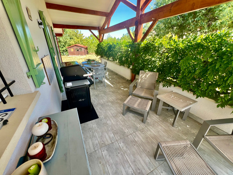 French property for sale in Saint-Estèphe, Dordogne - €208,650 - photo 3