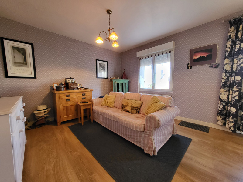 French property for sale in Sourdeval, Manche - €132,000 - photo 2