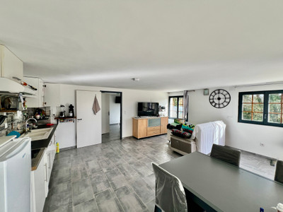 French property for sale in Fursac, Creuse - €194,400 - photo 2