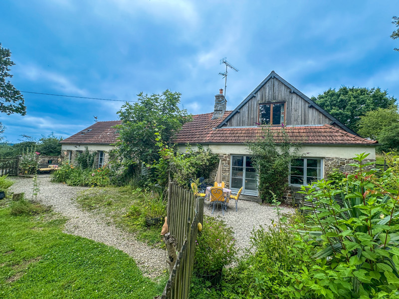 French property for sale in Besneville, Manche - €299,000 - photo 0