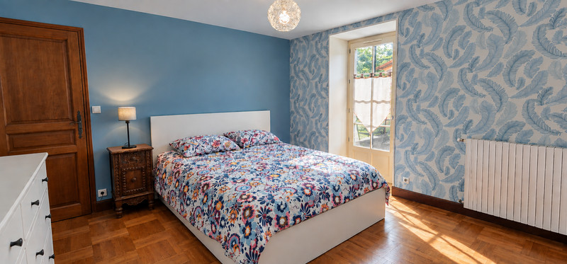 French property for sale in Saint-Pompain, Deux-Sèvres - €280,000 - photo 5