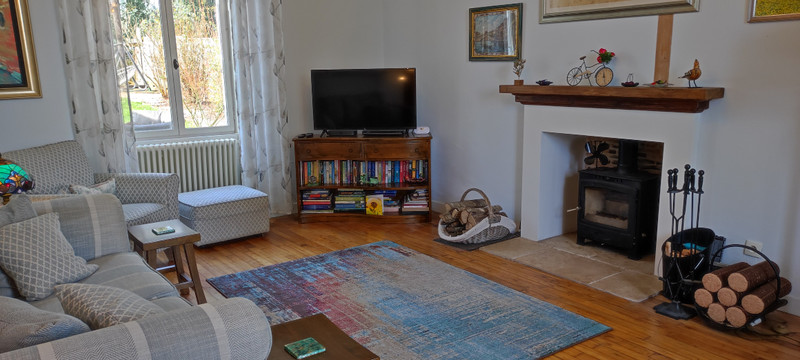 French property for sale in Lorigné, Deux-Sèvres - €320,000 - photo 8