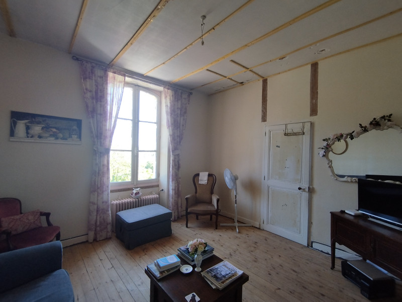 French property for sale in Brigueil-le-Chantre, Vienne - €152,600 - photo 7