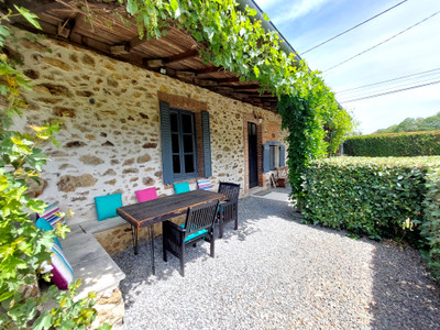 French property for sale in Vayres, Haute-Vienne - €196,400 - photo 8