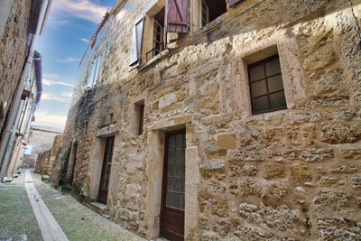 Maison à vendre à Saint-Pons-de-Mauchiens, Hérault, Languedoc-Roussillon, avec Leggett Immobilier