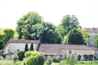 French property, houses and homes for sale in Bertric-Burée Dordogne Aquitaine