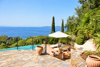 Propriété à vendre à Le Lavandou, Var - 3 000 000 € - photo n°1
