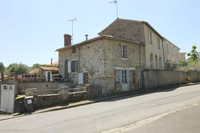 Maison à vendre à Vouvant, Vendée - 98.890 € - photo 1