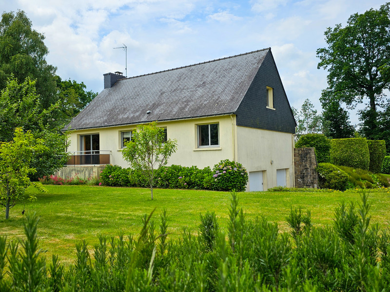 French property for sale in Pontivy, Morbihan - €234,540 - photo 8