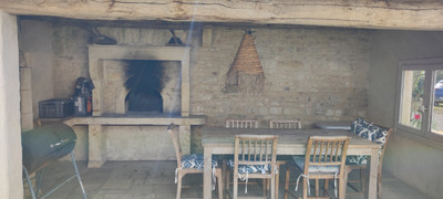 French property for sale in Alloinay, Deux-Sèvres - €303,191 - photo 4