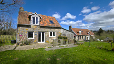 Maison à vendre à Sourdeval, Manche, Basse-Normandie, avec Leggett Immobilier