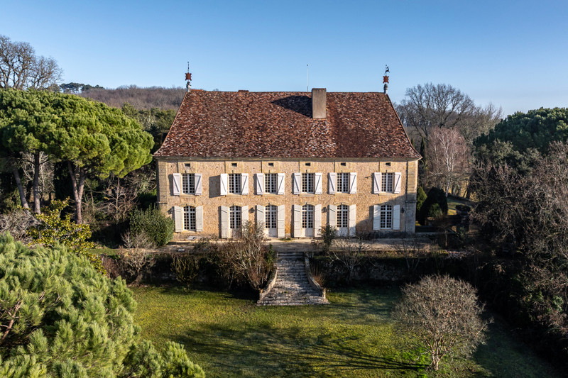 French property for sale in Pezuls, Dordogne - €1,950,000 - photo 0