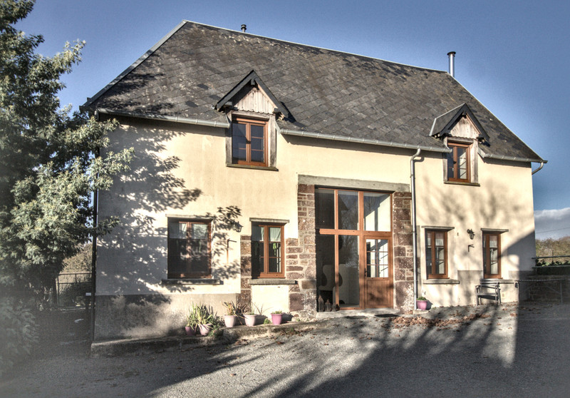 Maison à vendre à Lengronne, Manche - 339.200 € - photo 1