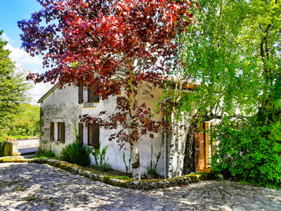 French property for sale in Vendoire, Dordogne - €162,000 - photo 1