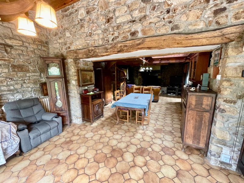 French property for sale in Noyal-Muzillac, Morbihan - €325,500 - photo 8