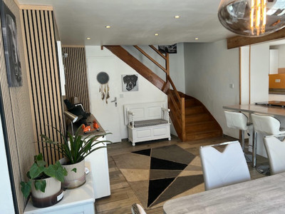 French property for sale in Nantillé, Charente-Maritime - €561,800 - photo 3