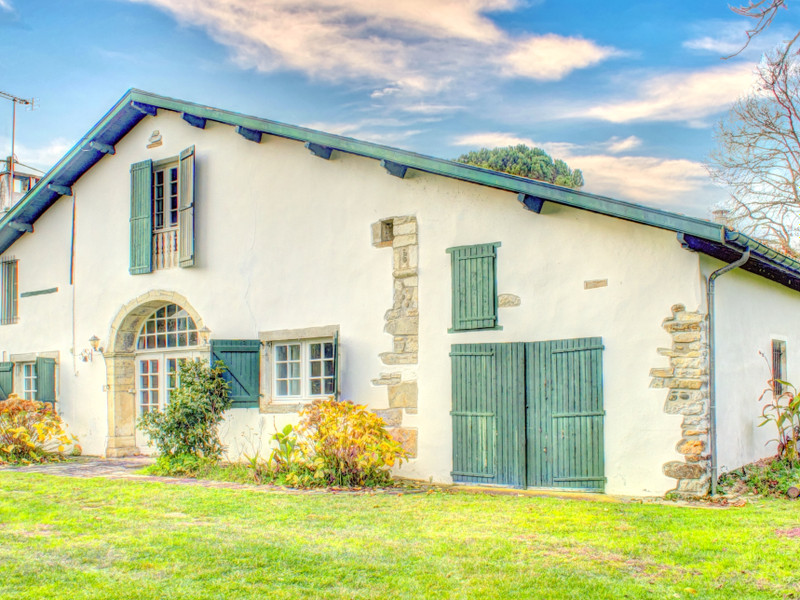 French property for sale in Bidache, Pyrénées-Atlantiques - €550,000 - photo 2