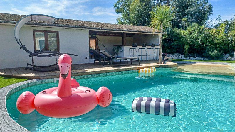 French property for sale in Seilh, Haute-Garonne - €595,000 - photo 9