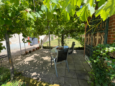French property for sale in Javerlhac-et-la-Chapelle-Saint-Robert, Dordogne - €295,000 - photo 2