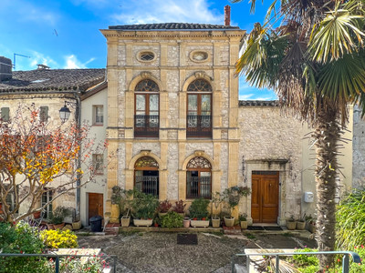 Maison à vendre à Montaigu-de-Quercy, Tarn-et-Garonne, Midi-Pyrénées, avec Leggett Immobilier