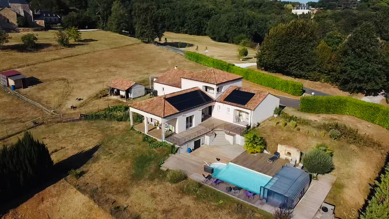 Maison à vendre à Simeyrols, Dordogne - 563.829 € - photo 1