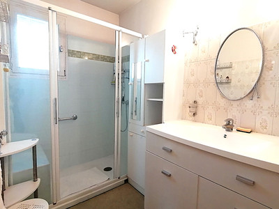 French property for sale in Six-Fours-les-Plages, Var - €350,000 - photo 6